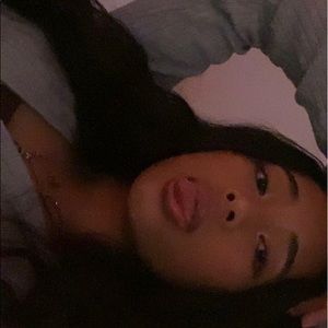 Meet your Posher, Rina